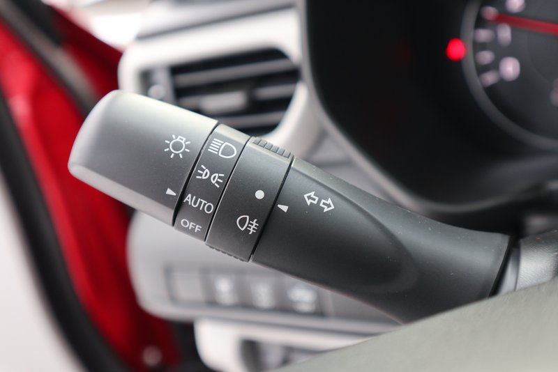 SUZUKI Swift Club /NAVI/Kamera/ACC/Klima/Metallic/uvm