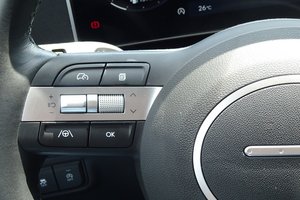 HYUNDAI Tucson Select 2WD Rückfahrkamera, Navigation