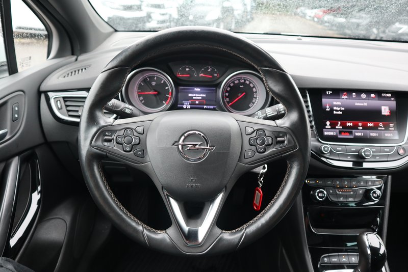 OPEL Astra AUTOMATIK/ DYNAMIK /TOP-Auss. / NAVI /ACC/