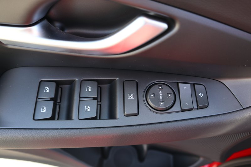 HYUNDAI i30 1.5 T-GDI Advantage Mild-Hybrid LED/Kamera