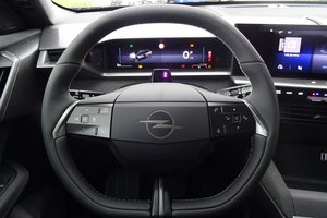 OPEL Grandland Edition Hybrid Komf.Paket Autom./Klima