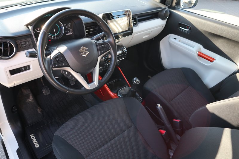 SUZUKI Ignis ALLRAD / NAVI /ALU/SITZHEIZUNG/ TOP-Ausst.