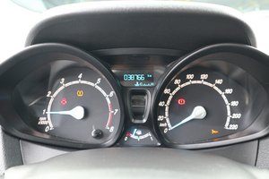 FORD Tourneo Courier 1.0 EcoBoost Trend PDC/Klima BC