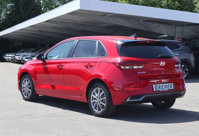 HYUNDAI i30 1.5 T-GDI Advantage Mild-Hybrid LED/Kamera