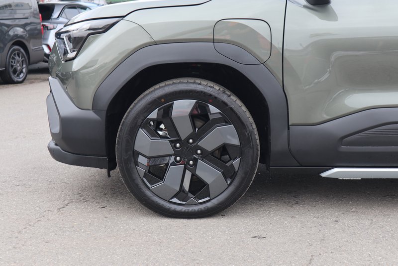 SUZUKI Vitara-e Elektro / ALLRAD / COMFORT PLUS /EXTRAS