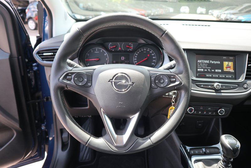 OPEL Crossland EDITION ! / ERST 7.200km !!! KLIMA etc
