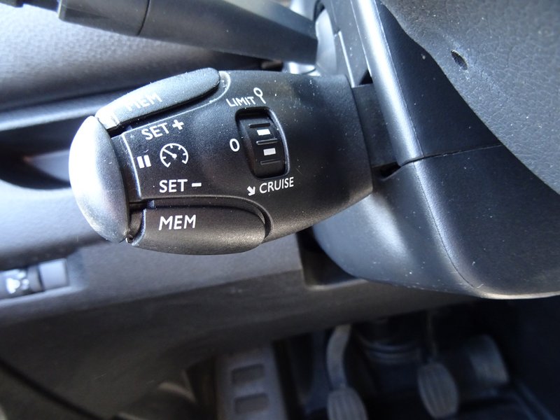 OPEL Vivaro 2.0 D Edition L (L3) Klima/BC/DAB/Kamera