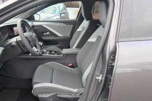 OPEL Astra Edition Klima/Navi/RÜ-KAM/TEMP./uvm.