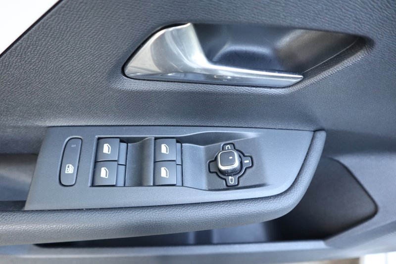 OPEL Astra L Turbo Enjoy Navi/Klima/LED/AHK/Kamera