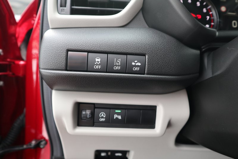 SUZUKI Swift Club /NAVI/Kamera/ACC/Klima/Metallic/uvm