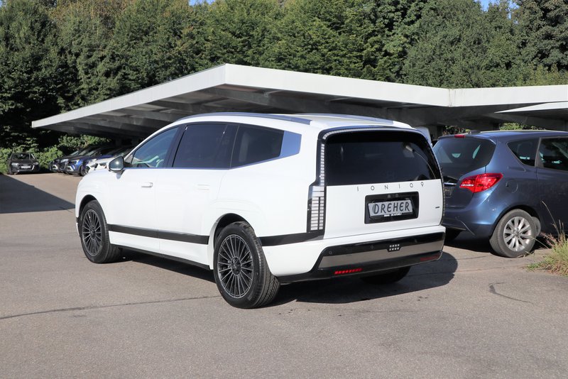 HYUNDAI IONIQ 9 MY26 6-Sitzer 110kWh 307PS UNIQ 4WD Pano