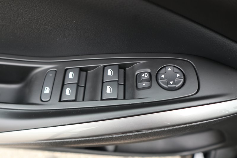 OPEL Grandland 1.2 Turbo GS Line Klima/PDC/Sitzhzg.