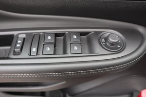 OPEL Mokka X 1.4 Turbo 120 Jahre Navi/AHK/Kamera/PDC