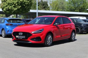 HYUNDAI i30 1.5 T-GDI Advantage Mild-Hybrid LED/Kamera