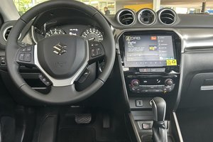 SUZUKI Vitara Comfort Plus/ ALLRAD/  10.000,- unter NP