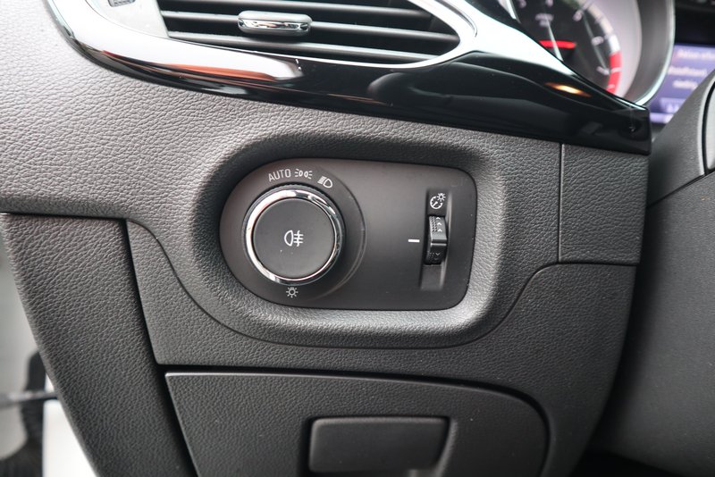 OPEL Astra AUTOMATIK/ DYNAMIK /TOP-Auss. / NAVI /ACC/