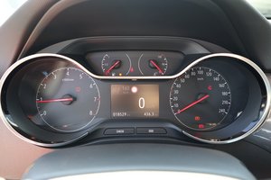 OPEL Crossland 1.2 Elegance Klima/Sitzhzg./Kamera/LM