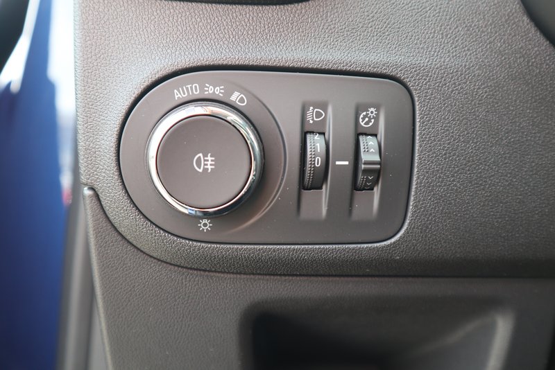 OPEL Crossland 1.2 Turbo Elegance Autom./Kamera/PDC