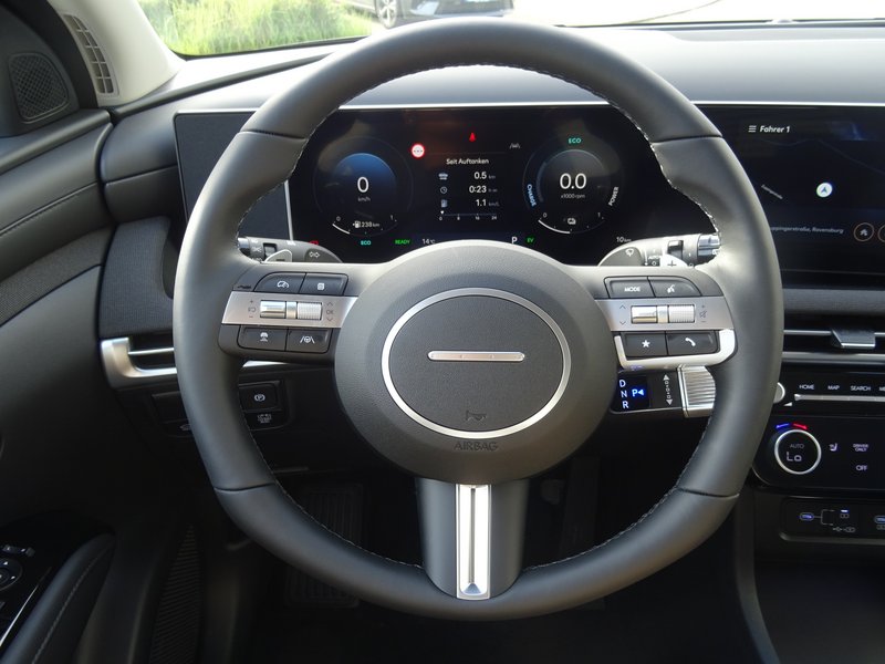 HYUNDAI NEW Tucson Hybrid 1.6 T-GDi 230PS 6-AT 2WD TREND