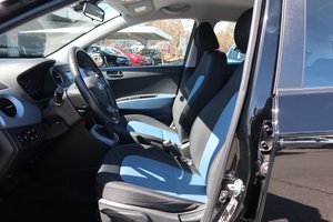HYUNDAI i10 TREND PLUS / KLIMA/SITZHEIZ/PDC / BC / MET.