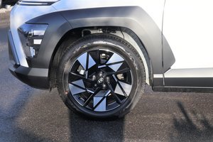 HYUNDAI KONA TREND/VOLLHYBRID/NEUPREIS  37.240,-/Extras
