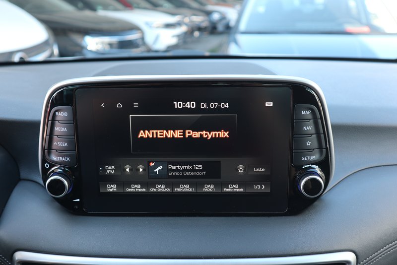 HYUNDAI Tucson 1.6 Advantage 2WD Navi/Klima/BC/eFH. NSW