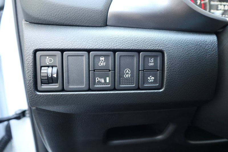 SUZUKI Vitara 2WD/ TOP DEAL /NAVI/ALU/SITZHEIZ/MET/uvm.