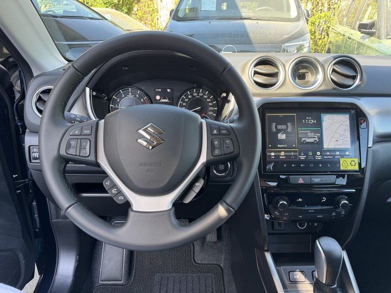 SUZUKI Vitara COMFORT/neue AUTOMATIK!/NAVI/ACC/ u.v.m.
