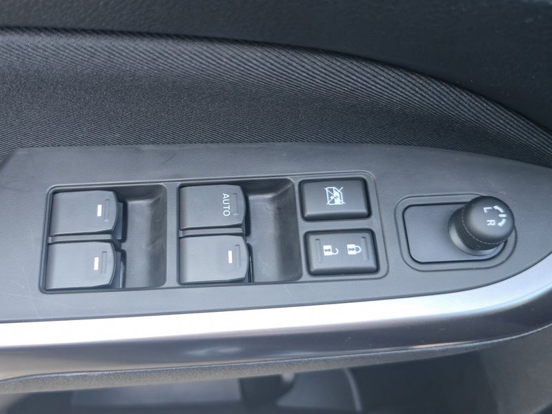 SUZUKI Vitara COMFORT/neue AUTOMATIK!/NAVI/ACC/ u.v.m.