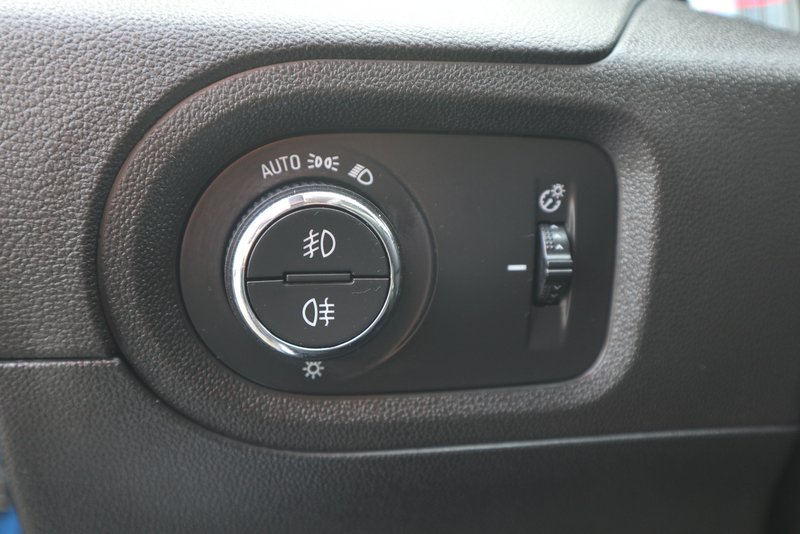 OPEL Grandland X 1.6 Turbo Business INNOVATION Navi