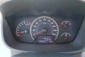 HYUNDAI i10 TREND PLUS / KLIMA/SITZHEIZ/PDC / BC / MET.
