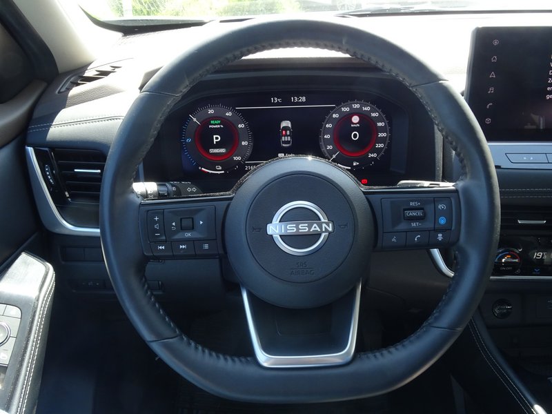 NISSAN Tekna + e-POWER e-4ORCE 213PS Kamera