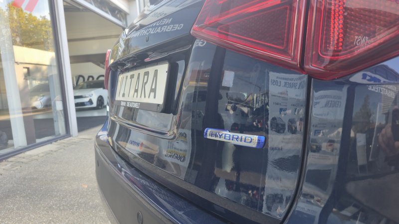 SUZUKI Vitara COMFORT/neue AUTOMATIK!/NAVI/ACC/ u.v.m.