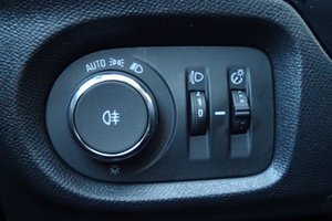 OPEL Corsa Edition Winter/Komf.-Paket/Allwetterreifen