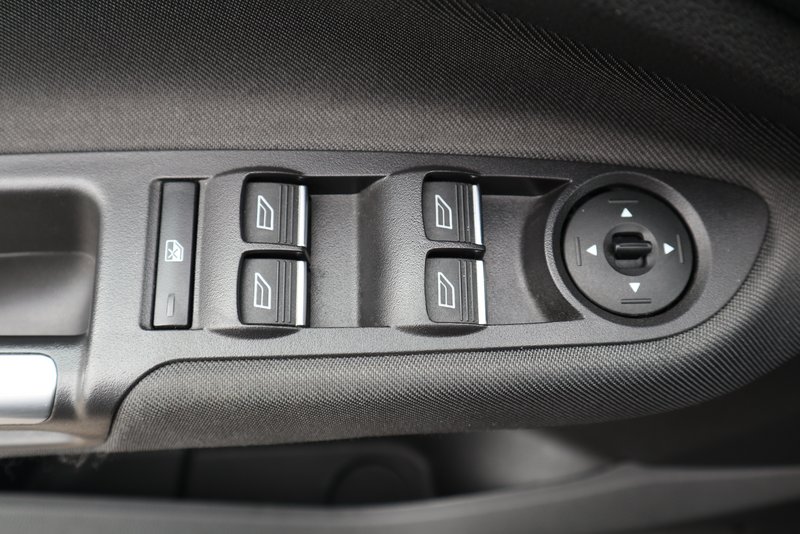 FORD C-Max mit AHK ! TREND / KLIMA / SITZHEIZUNG ! BC