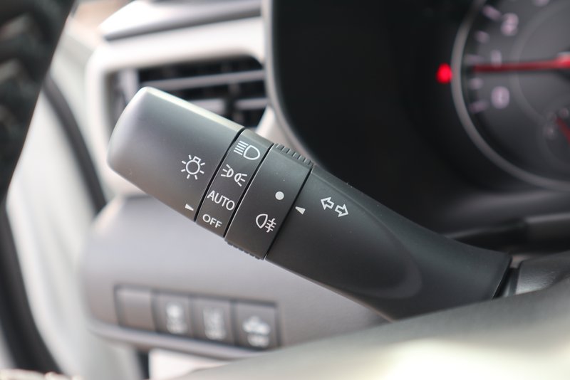 SUZUKI Swift COMFORT TOP-DEAL/2-FARBEN/NAVI/ACC/Rü-KAM