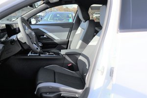 OPEL Astra Edition Navi/Lenkrad-u.Sitzhzg Keyless Go