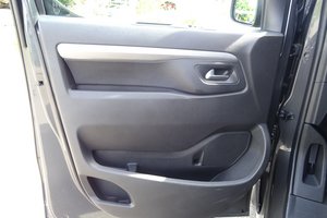 OPEL Opel Zafira Life XL 9-Sitzer Automatik Navi Kamera XL