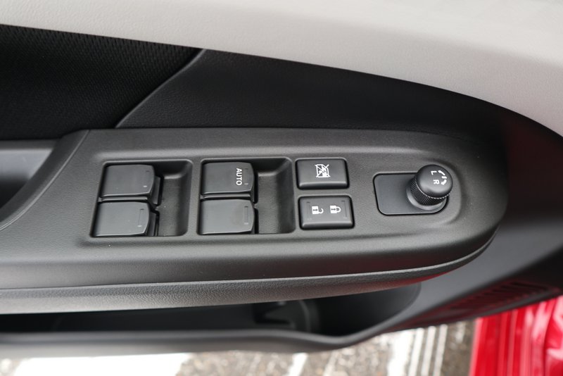 SUZUKI Swift Club /NAVI/Kamera/ACC/Klima/Metallic/uvm