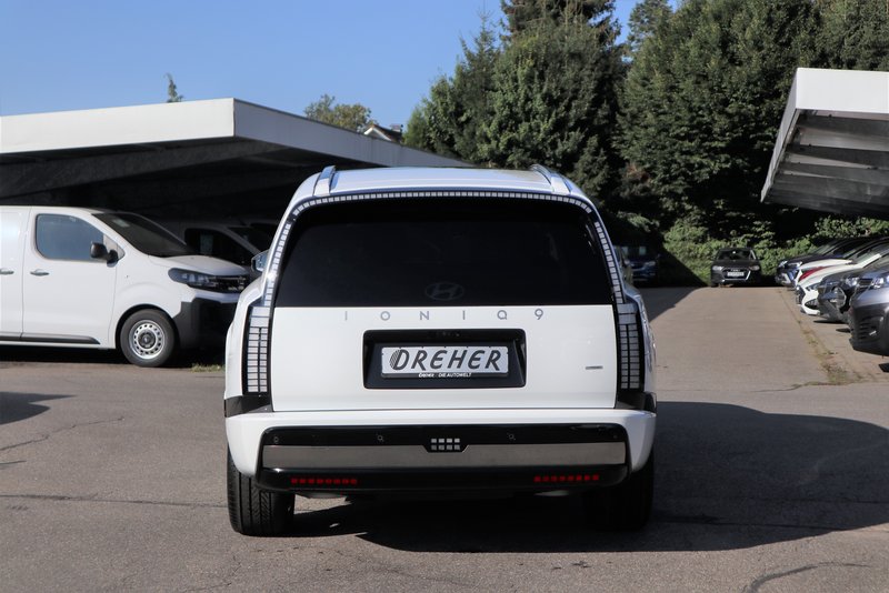 HYUNDAI IONIQ 9 UNIQ 4WD 6-Sitzer Pano
