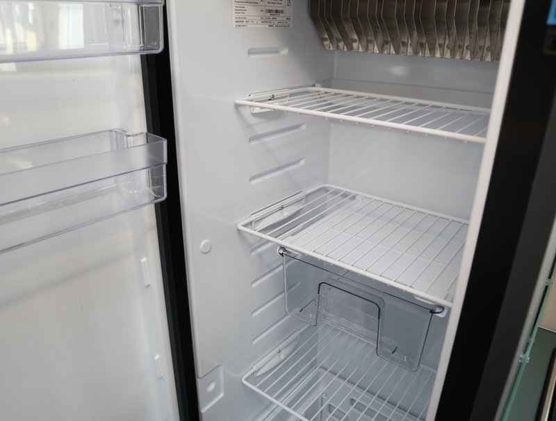 LAIKA Kosmo H1319 /PREIS KRACHER /TV-SAT-NAVI-MARKISE