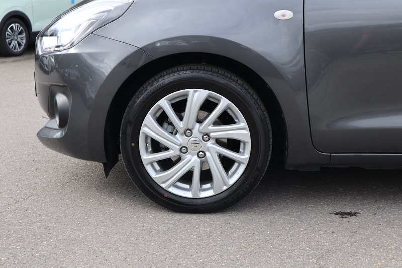 SUZUKI Swift COMFORT / 1.Hand / scheckheftgepflegt !