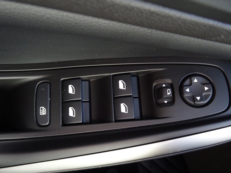 OPEL Grandland 1.2 Turbo Enjoy Klima/LED/PDC/LM BC