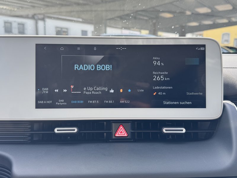 HYUNDAI IONIQ 5 / wenig km! / DYNAMIQ-Pak / Met / 800V