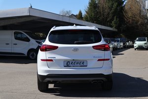 HYUNDAI Tucson 1.6 Advantage 2WD Navi/Klima/BC/eFH. NSW