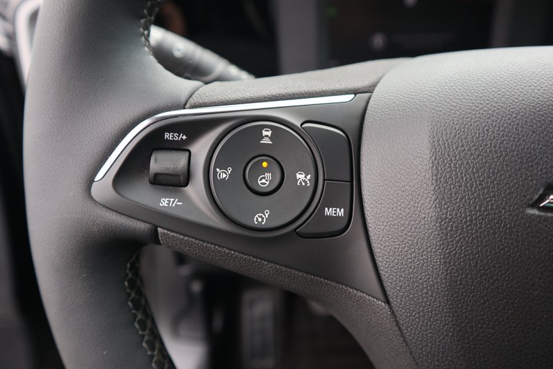 OPEL Mokka GS / VIP BLITZ - Deal ! / NEU  32.830,--