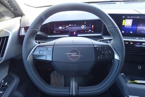 OPEL Grandland Edition Hybrid Komf.Paket/AHK Navi/LED