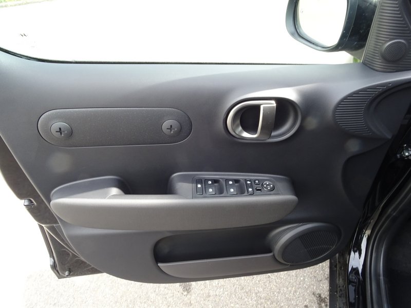 HYUNDAI INSTER EV Prime/Technik-Paket Navi/Klima/BC