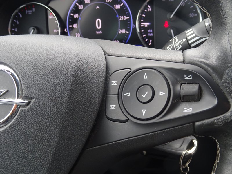 OPEL Astra ELEGANCE Plus/NAVI/ALU/KLIMA/MET/TEMPOMAT
