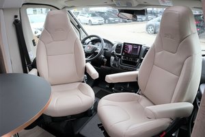 LAIKA Ecovip L3009 VOLL AUSGESTATTET / PREISKRACHER !